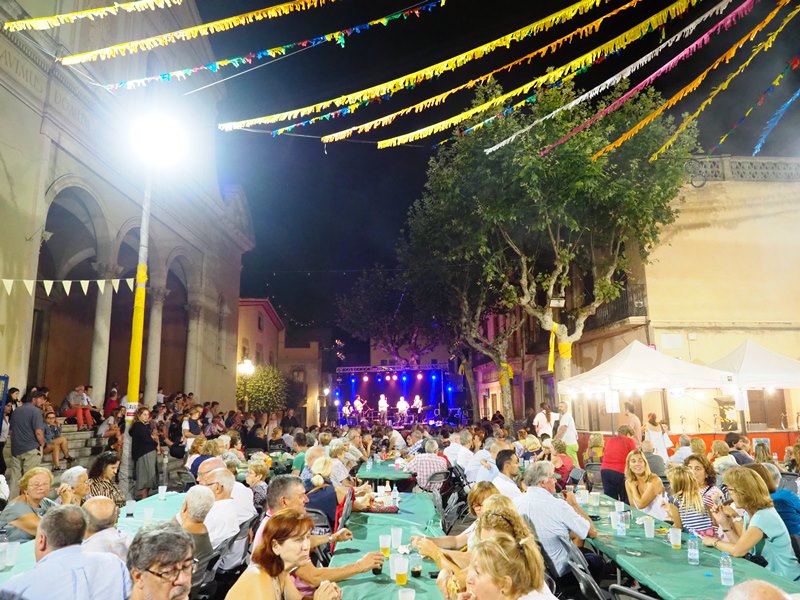 Sardinada popular i havaneres