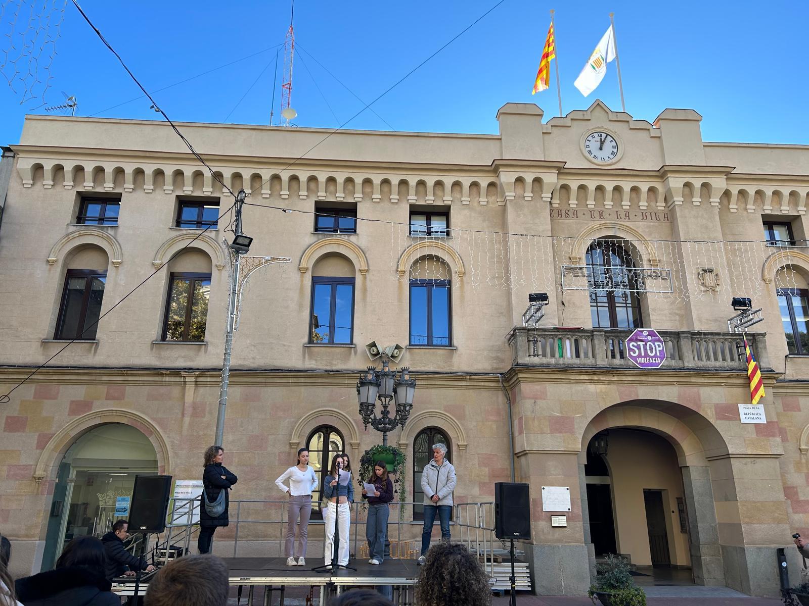 Vilassar de Dalt s'uneix per dir prou a la viol&egrave;ncia masclista en un novembre ple d'activitats